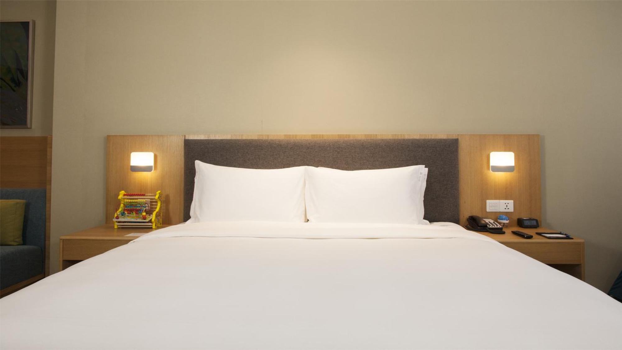 Holiday Inn Express Chengdu Airport Zone Free Shuttle From Shuangliu International Airport To Hotel ,Welcome Drink Eksteriør bilde