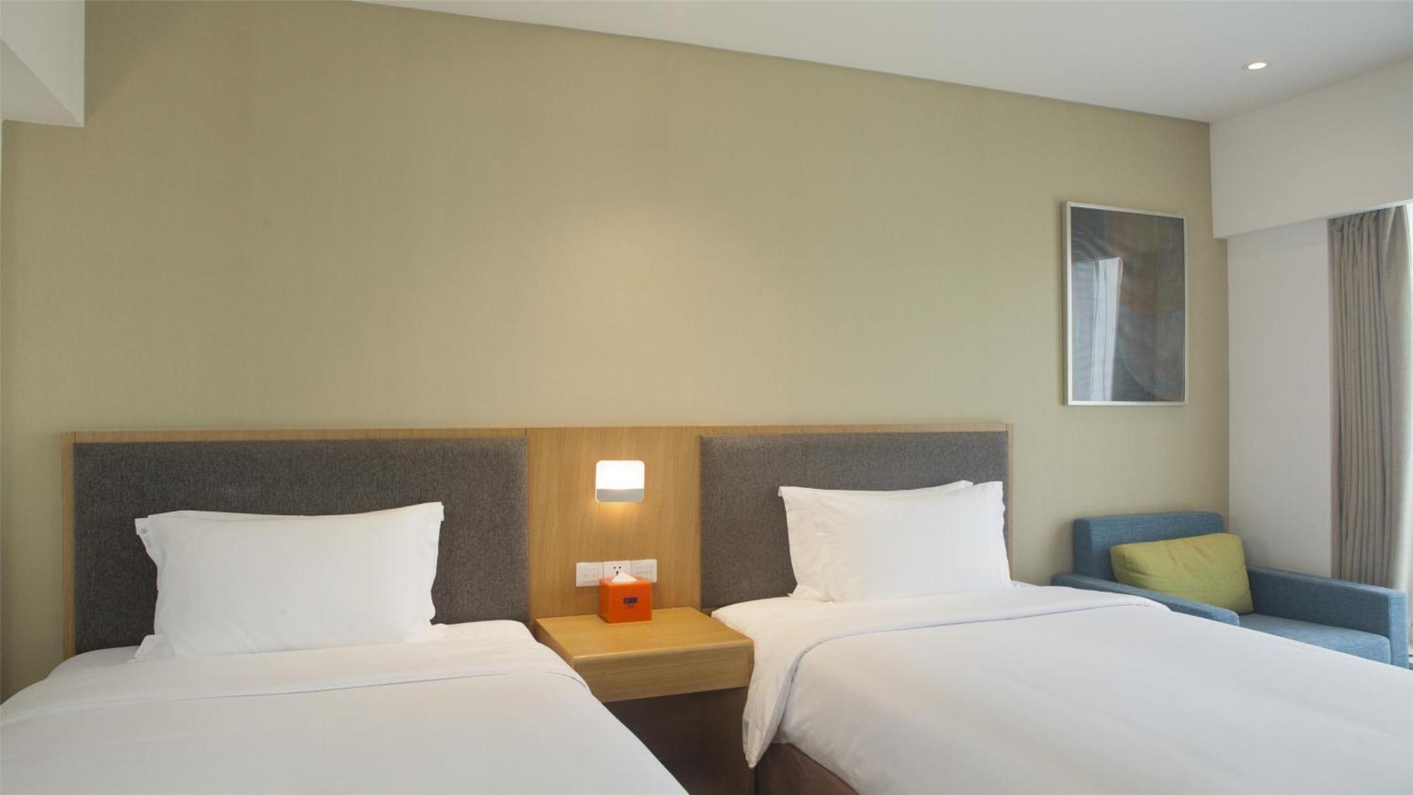 Holiday Inn Express Chengdu Airport Zone Free Shuttle From Shuangliu International Airport To Hotel ,Welcome Drink Eksteriør bilde